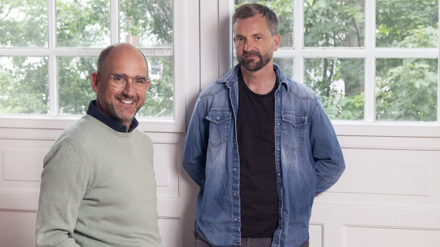 PapierNest: "Wir denken nicht in Produkten, sondern in Kategorien" - Burkhard Schepermann (l.) und Constantin von Braun (r.) sind Co-Gründer und Geschäftsführer von PapierNest - Quelle: PapierNest
